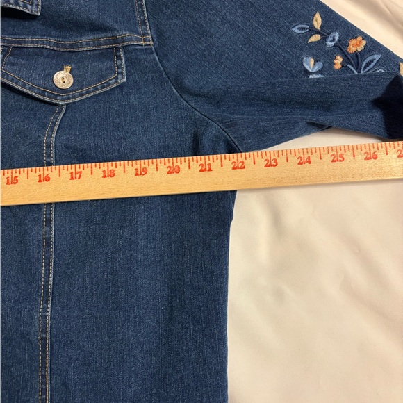 Alfred Dunner Embroidered Denim Jacket Women’s Large Floral Jean Jacket - Picture 3 of 7